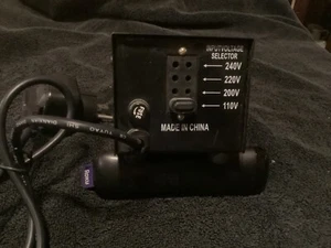 AED International Step Up & Down Transformer VC-200 - 110-220v - Picture 1 of 4