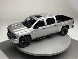 GT SPIRIT 1/18 GT785 1/18 SILVERADO RED LINE EDITION (autoart norev nzg schuco) - Foto 1 di 10