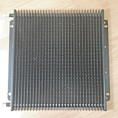 Jeep Commander Limited 2006 condensador de CA y enfriador de transmisión Hayden 5,7 L Foto 1 de 4