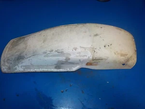 YAMAHA YZ 125 1983 REAR FENDER , SCRATCHED , HAS DAMAGE AS SHOWN IN PICTS,USED - Picture 1 of 6