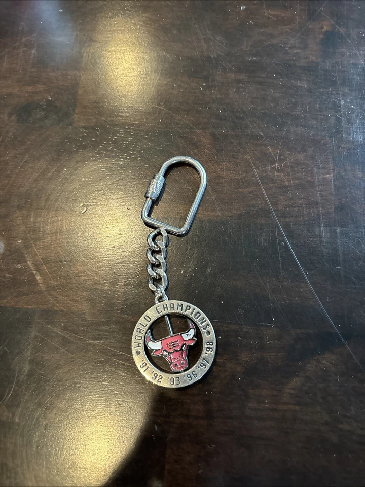Llavero campeón del mundo Chicago Bulls  Foto 1 de 2