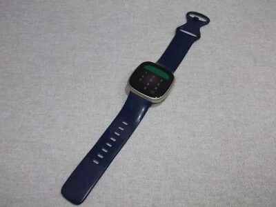 Fitbit Versa 3 Smartwatch Fitness Activity Tracker Watch Please Read Description - Image 1 of 4