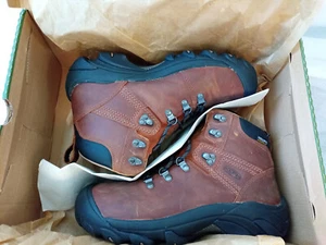 NEU Keen 1004156 Pyrenäen Damen Wanderstiefel braun wasserdicht EU 39,5 / US 9 - Bild 1 von 7