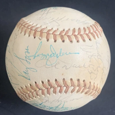 1974 Oakland A's WS Team Signed Baseball 31 Auto Reggie Jackson Jim Hunter Jsa - Image 1 of 4