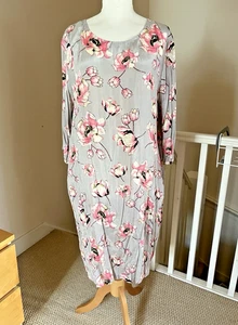 Masai dress Size L Grey Pink Floral Print 3/4 sleeve, Below knee Length, pockets - Picture 1 of 24