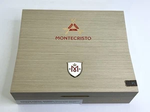 Caja de cigarros de madera MonteCristo M Toro 9,875" x 8,5" x 2,75" extremadamente pesada - Imagen 1 de 6