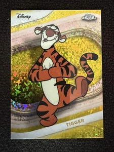2025 Topps Chrome Disney Tigger #142 Yellow Mini Diamonds SSP - Picture 1 of 2