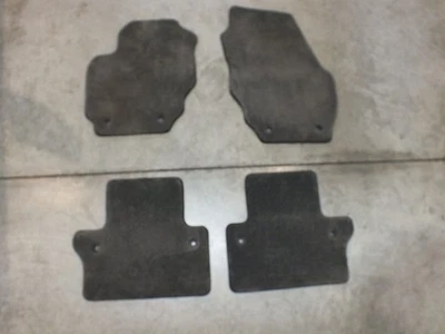 Alfombrillas alfombrillas OEM VOLVO XC70 (P3) 2010-2016 Foto 1 de 4