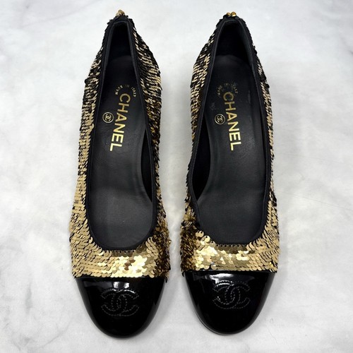 NUOVO Chanel CC Coco Mark reversibile paillettes tacco basso blocco décolleté oro nero 37 5