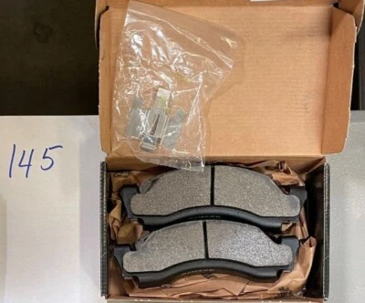 Дисковые тормозные колодки Duralast подходят для Ford E-150 Econoline Club Wagon Bronco 1975-1978 годов выпуска  - Изображение 1 из 2