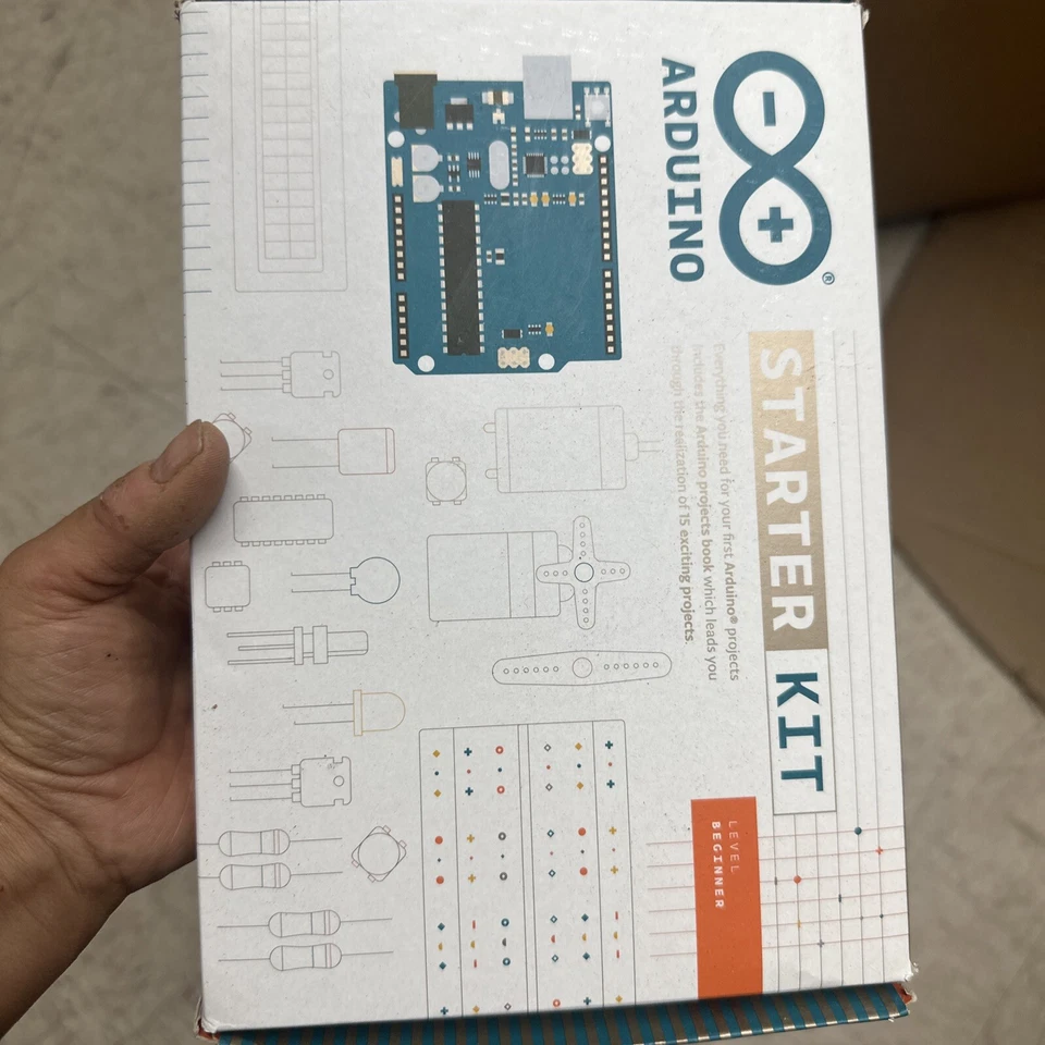 Official Arduino Starter Kit [K000007] (English Projects Book - Image 1 of 4