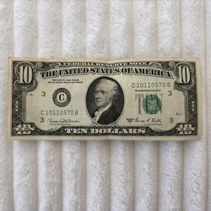 1969 $10 C Note. Limited Circulation & Misaligned Treasury Seal - Picture 1 of 12
