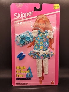 1994 Barbie Skipper High School Fun: Tea Set for Two Outfit NIB - Picture 1 of 2