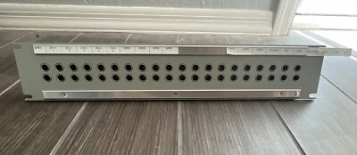 Trompeter Electronics JSI-40 Patch Panel - Image 1 of 4