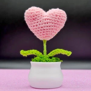 Handmade Crochet Potted Plant Desk Decoration Crochet Pink Heart Valentines Gift - Picture 1 of 9