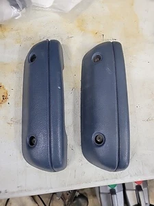 Toyota 1995 camioneta puerta remolque reposabrazos fabricante de equipos originales azul izquierdo o derecho 74210-04010 - Imagen 1 de 10