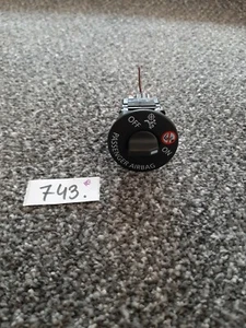 Interruptor de encendido y apagado de seguridad para Renault Clio Mk4 2016 681995290R - Imagen 1 de 4