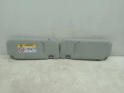 PAR DE PARASOL LEXUS IS 300H 74431053620B1 7432053460B0 MK3 2014-2021 Foto 1 de 4