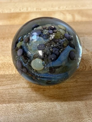 Pisapapeles de vidrio submarino Seegers & Fein 1991 burbujas remolino Foto 1 de 4