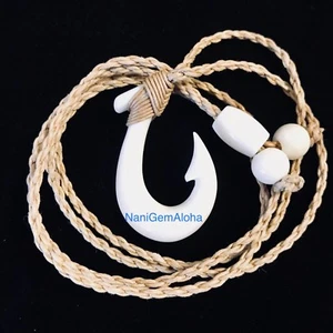 HAWAII Hawaiian Buffalo Bone Polynesian Fish Hook Pendant Choker Necklace - Picture 1 of 2