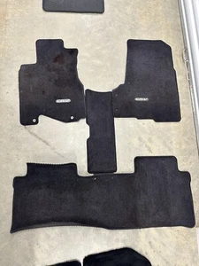 2002-2006 Honda CR-V CRV OEM Black Carpet Floor Mats Full Set Used - Picture 1 of 8