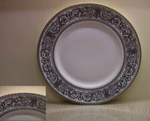 Royal Doulton - Baronet - Dinner Plate (10 1/2") - Picture 1 of 1
