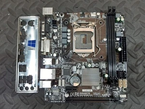 Gigabyte GA-H81M-S2V Sockel LGA 1150 Micro ATX Mainboard mit I/O Platte - Bild 1 von 4