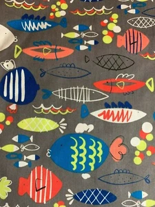 SCRUB TOP SIZES: XS, S, M, XL ALL THE FISH IN THE SEA NWT NURSE MEDICAL VET CNA - Picture 1 of 13