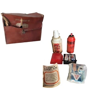 Vintage 1960's Auto Emergency Kit And Original Contents POOR Condition - Picture 1 of 17
