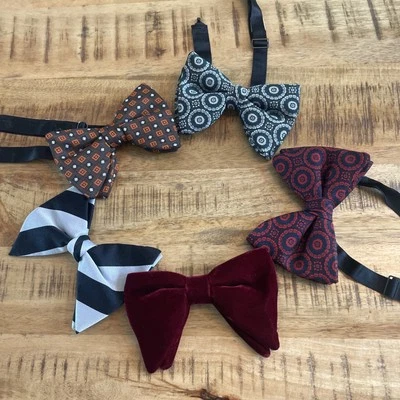 Lote de 5 pajaritas vintage para hombre disfraces años 50 AMPLIAS Y GROOVY clip/corbata Foto 1 de 4