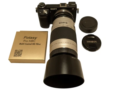 Sony E-mount adapted MINOLTA 75-300 mm F/4.5-5.6 D Silver Telephoto Zoom Lens - Image 1 of 4