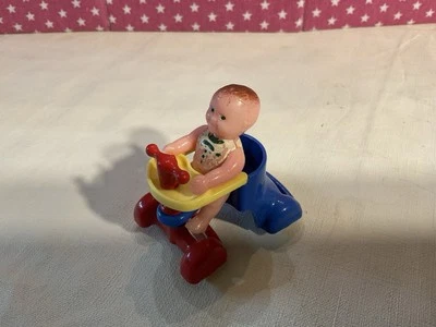 De colección. RENWAL MINIATURA CASA DE MUÑECAS AÑOS 50 PLÁSTICO ARTICULADO BEBÉ MUÑECA Y ANDADOR EE. UU. 27 Foto 1 de 4