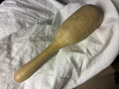 Vintage Wooden Small Maraca Ligh Sound - Image 1 of 3