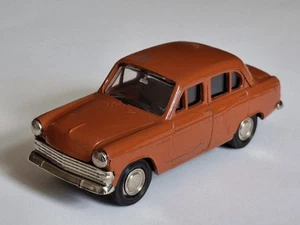 1:43 Novoexport Moskvitch 403 Orange Soviet CCCP Saratov Tantal URSS - Picture 1 of 10