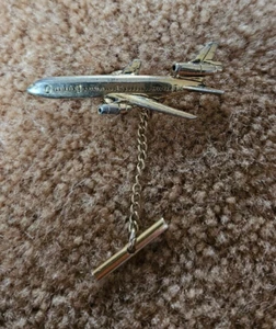 DC-10 DOUGLAS AIRLINER  3D HAT LAPEL PIN UP MADE IN US TIE TAC GIFT vintage - Picture 1 of 1