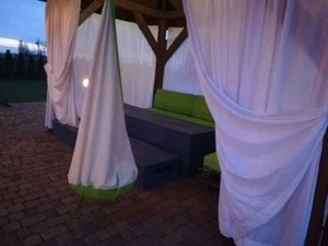TAILOR MADE WHITE CURTAIN PROTECTION AGAINST SUN AND WIND CANOPY - Picture 1 of 7