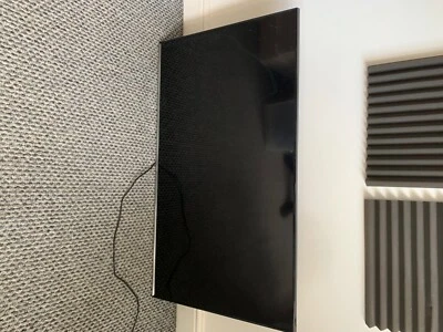 Samsung 47 Inch TV (Broken Screen) - Image 1 of 2