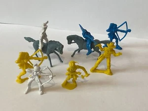 Vintage Tim Mee 1980's Hong Kong Cowboy and Indian Set w/horses - Picture 1 of 6