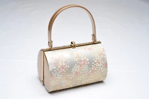 QUERIDO BOLSO DE MANO JAPONÉS VAINILLA KIMONO ESMALTE VINTAGE AUTÉNTICO HECHO EN JAPÓN - Imagen 1 de 7