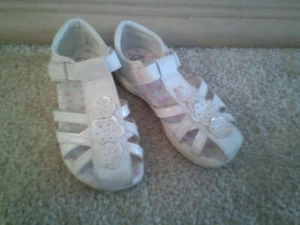 Wonder Nation Toddler Girl Size 11 Standal - Picture 1 of 3