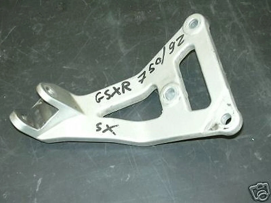 SOPORTE ESTRIBA TRASERA IZQUIERDA PARA SUZUKI GSXR 750 1992 (Z1990) Foto 1 de 1