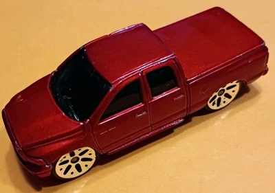 Dodge RAM Maisto 2002 cabina y media caramelo rojo manzana 4x4 escala 1:64 camioneta diecast difícil de encontrar Foto 1 de 4