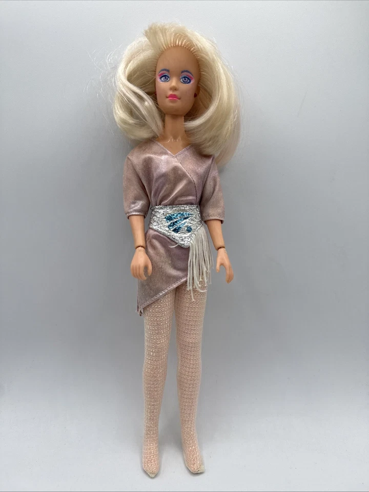 Muñeca Jerrica Jem & the Holograms 1985 de colección en conjunto original - Pendientes funcionan Foto 1 de 4