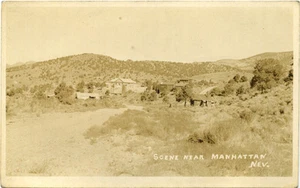 Antike Postkarte zeigt Szene in der Nähe von Manhattan, Nevada - Bild 1 von 1