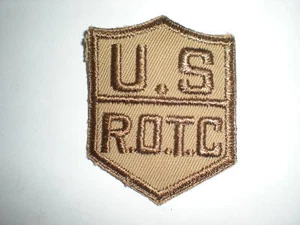 PARCHE ROTC DEL EJÉRCITO DE ESTADOS UNIDOS ERA 1950 - MARRÓN CLARO EN CAQUI - Imagen 1 de 1