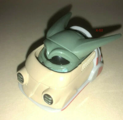Baby Yoda Mandalorian Hot Wheels the Child Grogu diecast character car Star Wars - Image 1 of 4
