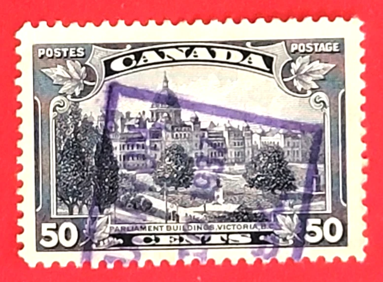 Canada Stamp 226 "Parliament Victoria BC" Used - Image 1 of 1