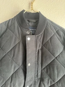New With Tag Abercrombie warm Black Jacket, Size XS Fits boys 12/14 Years old - Picture 1 of 9