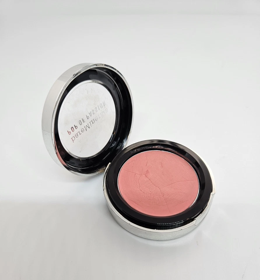 Bálsamo rubor bareMinerals Pop of Passion GUAVA PASSION 0,07 oz (DAÑADO/DEFECTUOSO) Foto 1 de 4
