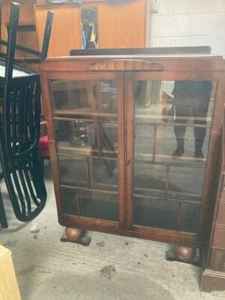 Vintage Art Deco Brown Wooden Display Cabinet Acorn Legs Lockable with Key - Picture 1 of 12